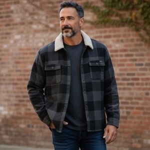 RVCA Men's Black  Plaid Range Jacket Shacket Sherpa Collar Lined Size Large NWT